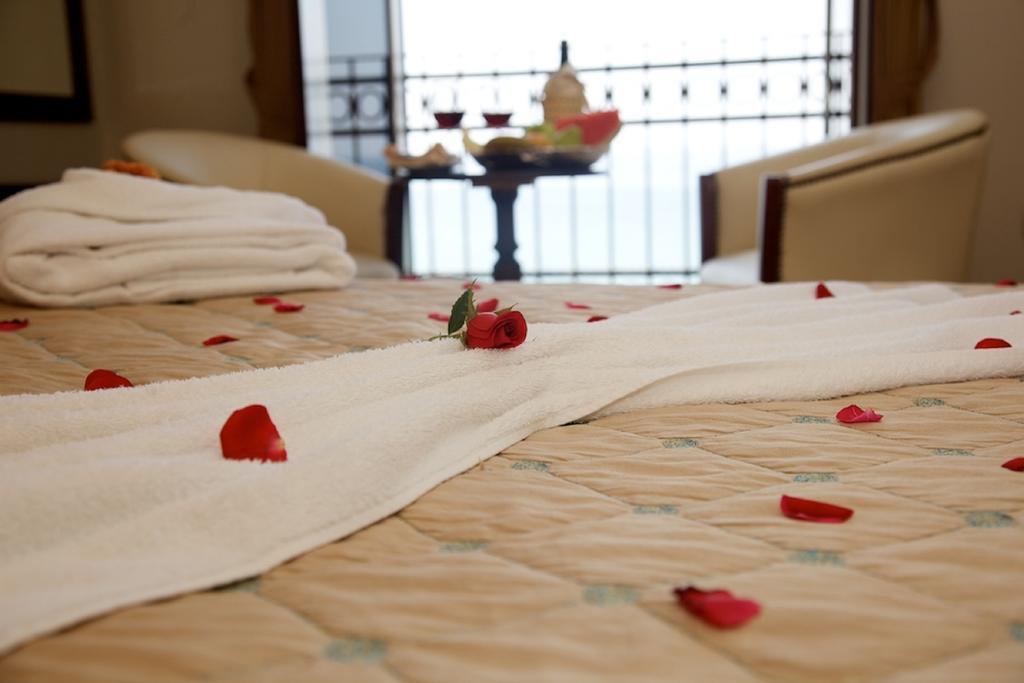 Anzer Beach Hotel Kumburgaz Rum bild